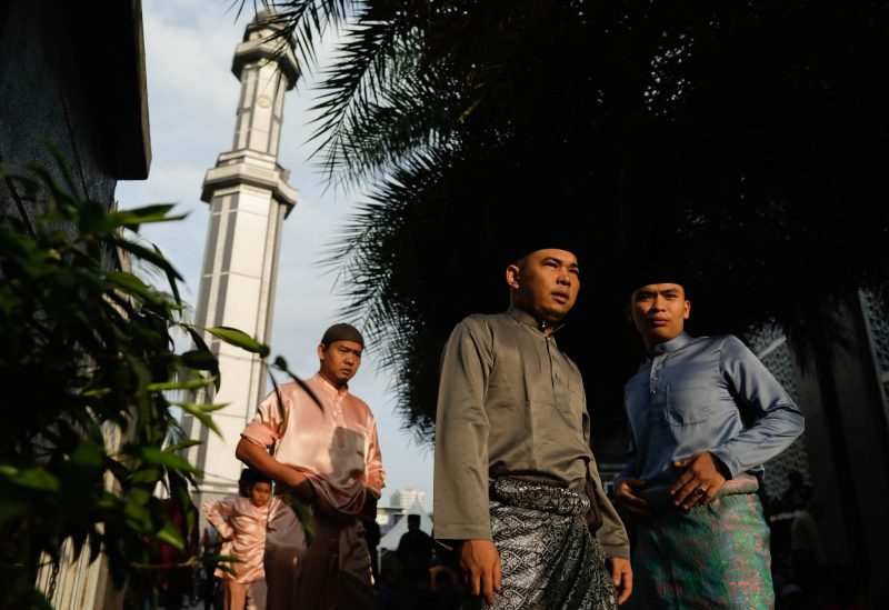 أجواء عيد الفطر في ماليزيا- رويترز