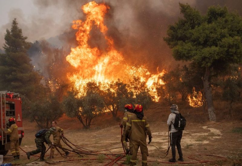 حريق غابات اليونان (رويترز)