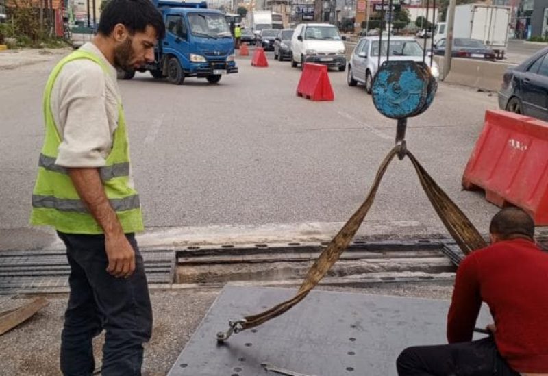 صيانة الجسور في مناطق عدة بتوجيهات من وزارة الأشغال